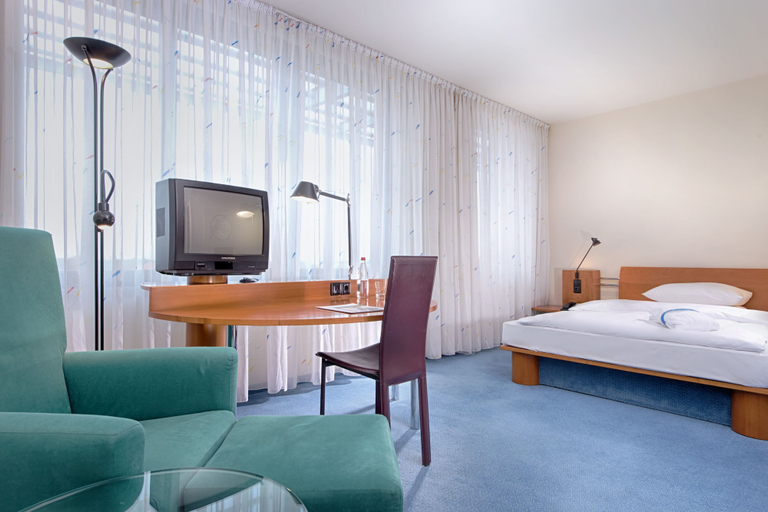 Bedroom 2, Radisson Hotel Fürst Leopold Dessau, Dessau-Roßlau