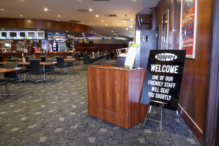 Food & Drinks 5, Nightcap at Playford Tavern, Adelaide