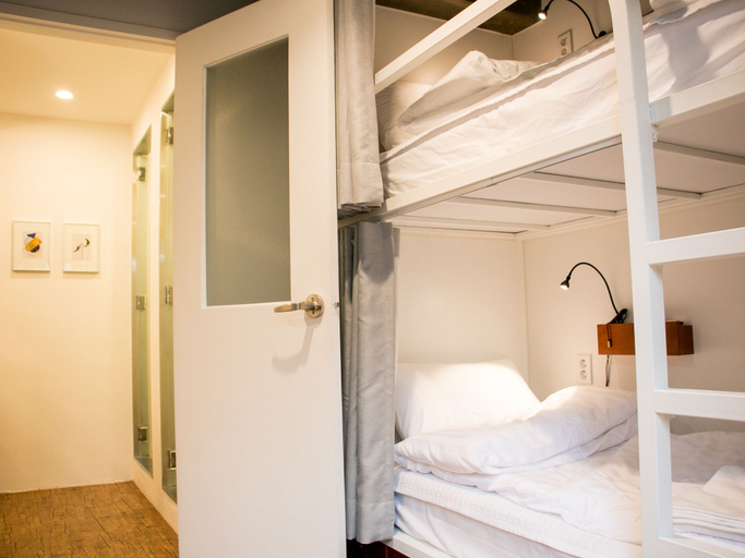 Bedroom 2, Hi Jun Guesthouse, Mapo