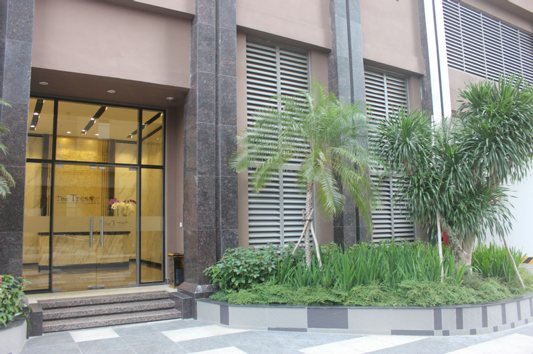 Exterior & Views 2, The Tresor, District 4