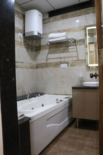 Bathroom 4, S.R Residency, Sahibzada Ajit Singh Nagar