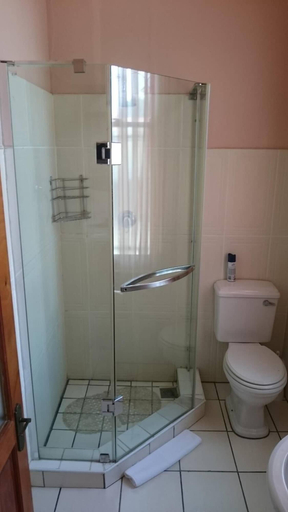 Bathroom, Convent Hill B and B, Uthukela