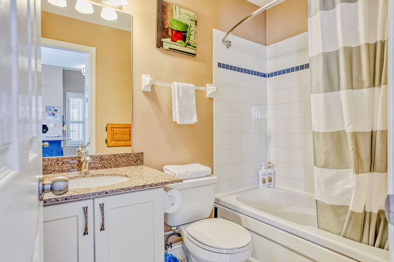 Bathroom 4