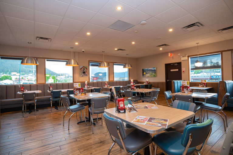Food & Drinks 5, Sandman Hotel & Suites Williams Lake, Cariboo