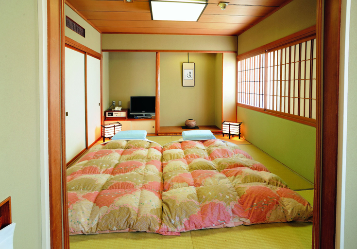 Bedroom 3, Bandai Silver Hotel, Niigata