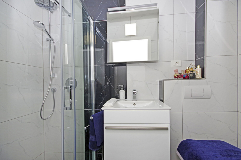 Bathroom 3, Villa Inis, Makarska