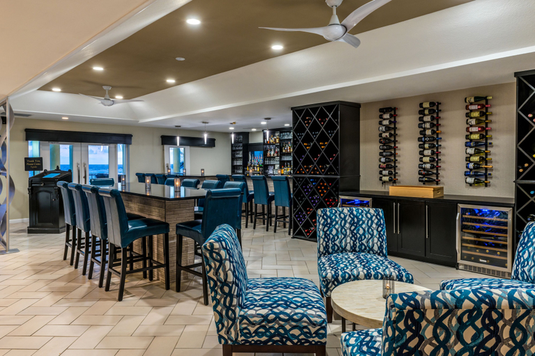 Food & Drinks 5, The Reef Beach Resort, East End, Grand Cayman