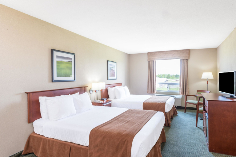 Bedroom 3, Super 8 by Wyndham Windsor NS, Hants