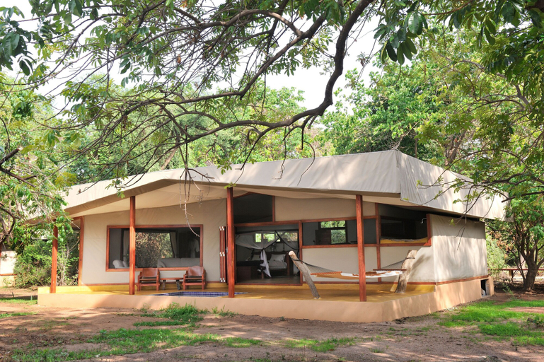Exterior & Views 2, Potato Bush Camp, Luangwa