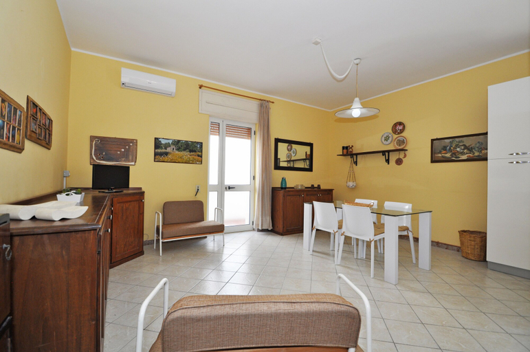 Others 5, Appartamento Dea Minerva, Lecce