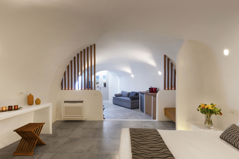 Bedroom 2, San Martino cave villas, South Aegean