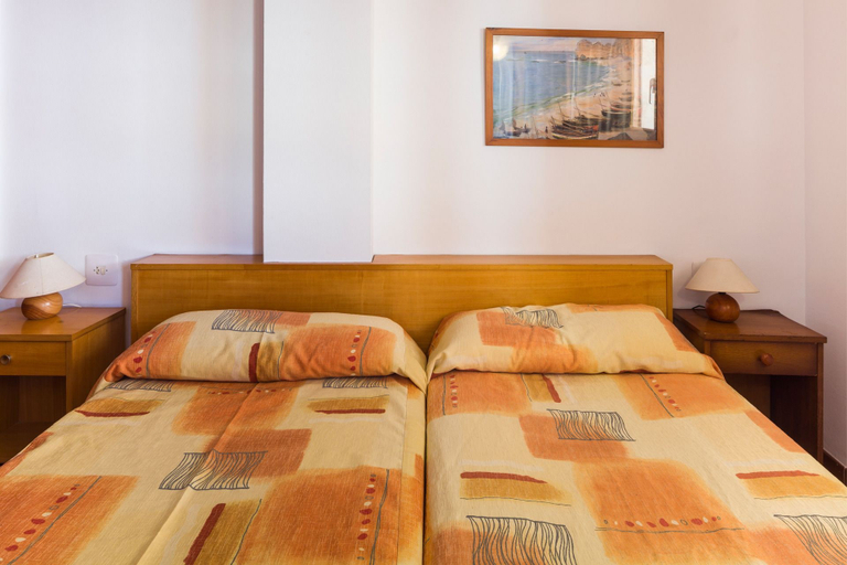 Bedroom 3, Apartamentos Arlanza - Adults Only, Baleares