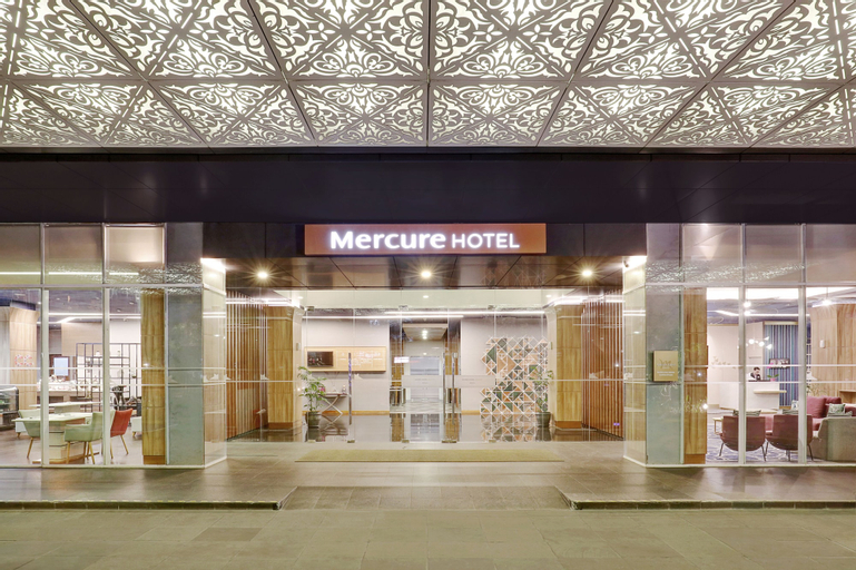 Exterior & Views 22