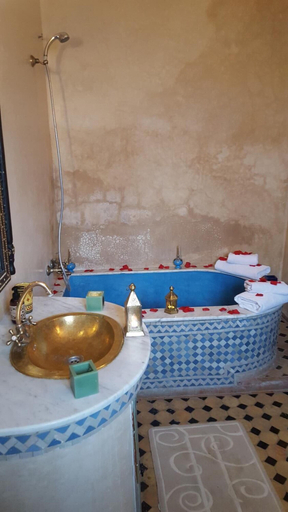 Bathroom 4, Palais Didi, Meknès