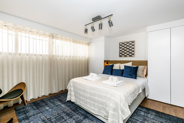 Bedroom 3, LxWay Apartments Cardal Luxury, Lisbon