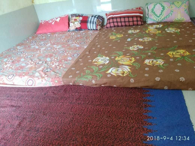 Bedroom 2, Bhajan Ashram Neelkanth, Garhwal