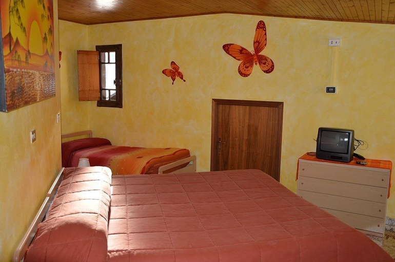 Bedroom 2, Hotel Monte Giove, Verbano-Cusio-Ossola