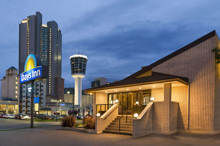 Days Inn by Wyndham Fallsview, Niagara