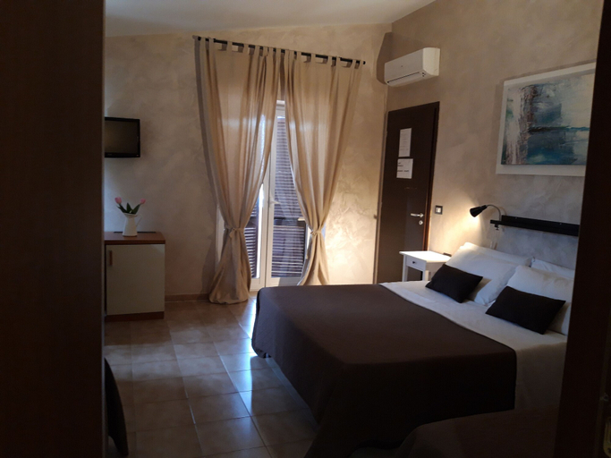Bedroom 3, B&B Giorgia Airport, Roma