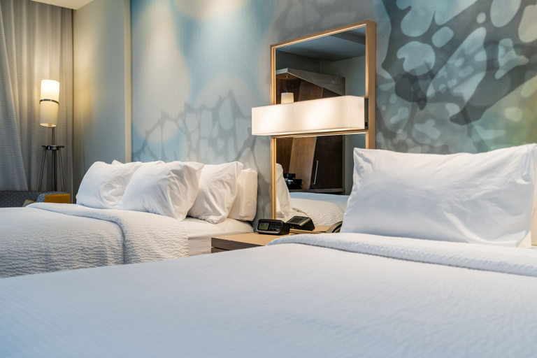 Bedroom 2, Courtyard by Marriott Burlington, Halton