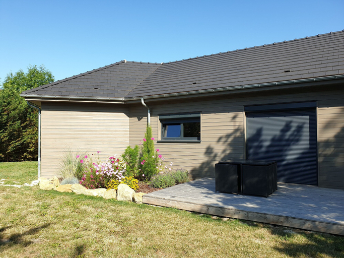 Exterior & Views 2, Cosy Wood House, Aube