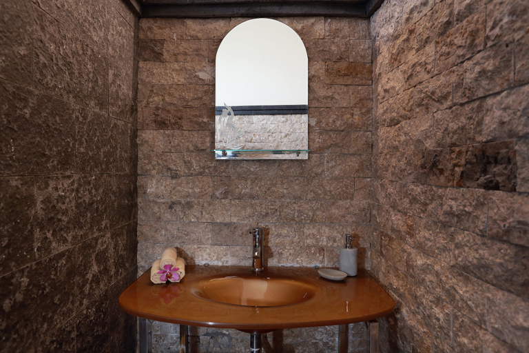 Bathroom 5, Dewi Sri Private Villa, Gianyar