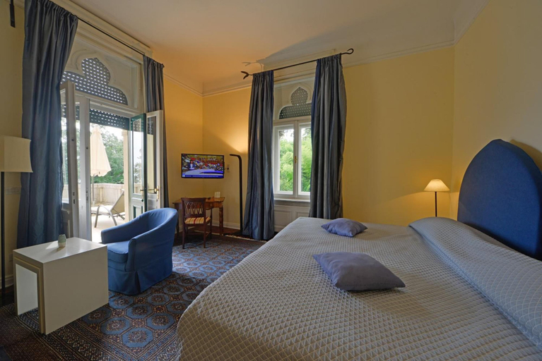 Bedroom 3, Hotel Villa Astra, Lovran