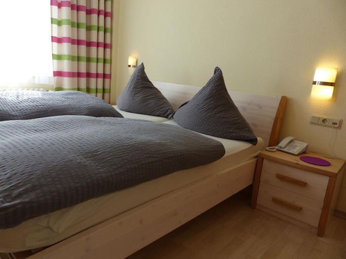 Bedroom 3, Hotel Theile garni, Oberbergischer Kreis