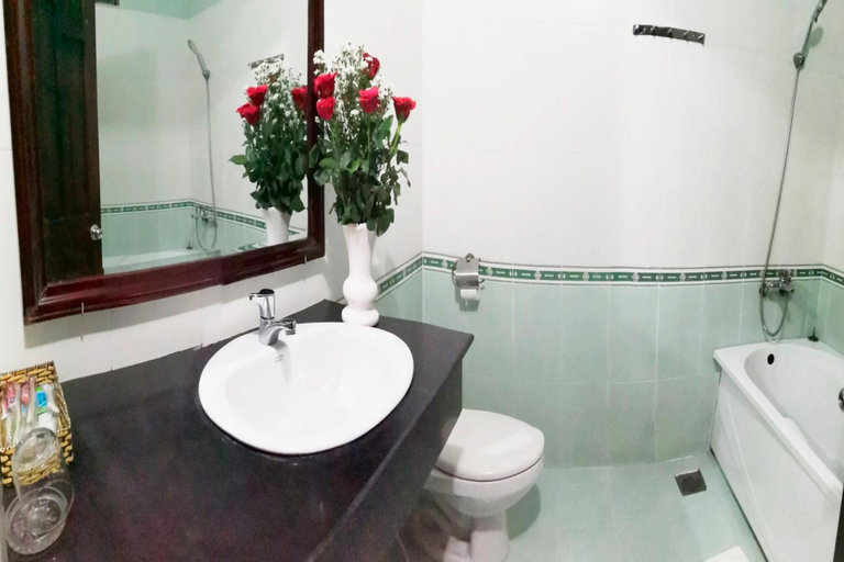 Bathroom 3, Khanh Duy Hotel, Nha Trang