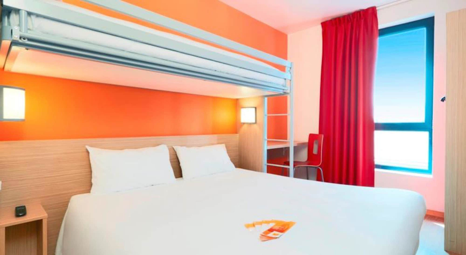 Bedroom 3, Hôtel Première Classe Chartres Barjouville, Eure-et-Loir
