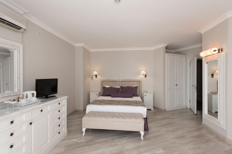 Bedroom 3, Hawaii Hotel, Marmaris