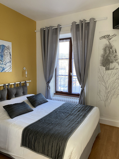 Bedroom 2, A l'Aube des Volcans, Puy-de-Dôme