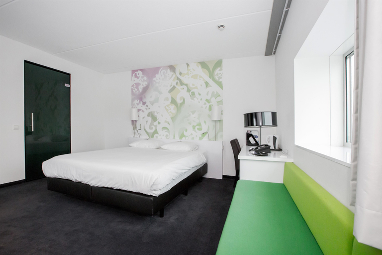 Bedroom 5, Tulip Inn Eindhoven Airport, Eindhoven