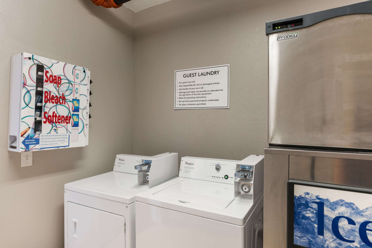 Others 5, Quality Inn & Suites Ferdinand, Dubois