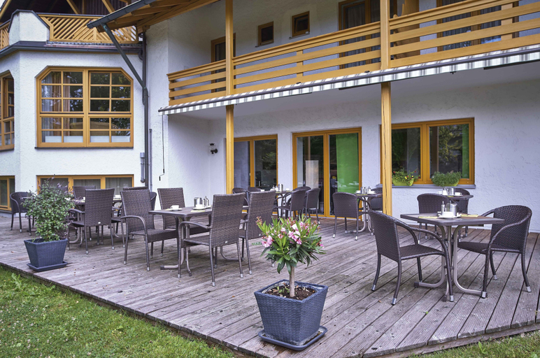 Exterior & Views 2, Hotel Lindenhof, Passau