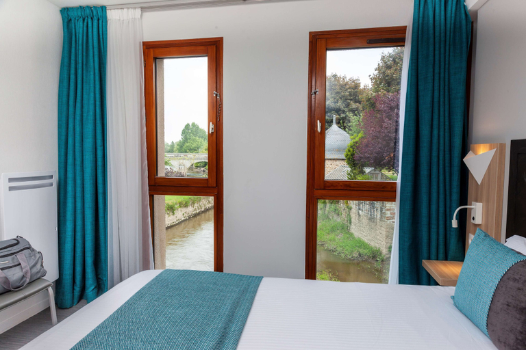 Bedroom 3, Best Western Le Moulin De Ducey, Manche