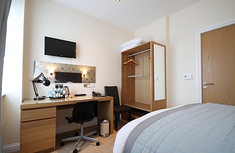 Bedroom 2, The Lion, Torfaen
