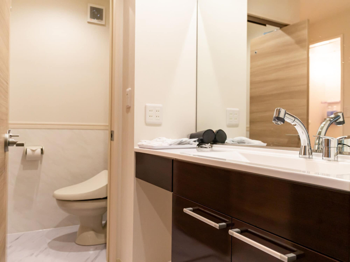 Bathroom 4, Paprika Hotel desu, Kisarazu