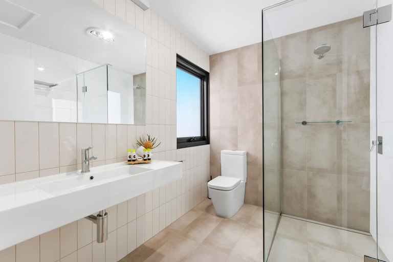 Bathroom 3, 13th Beach Golf Lodges, Greater Geelong - Pt B