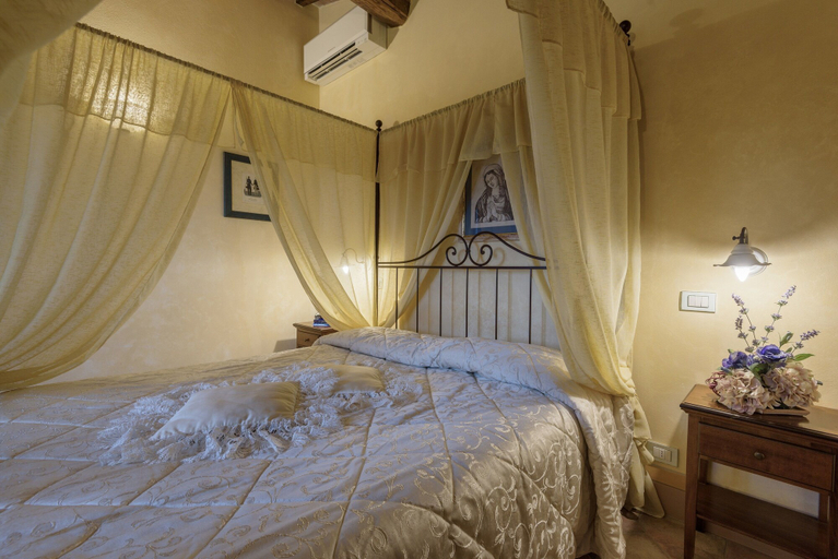 Bedroom 3, Agriturismo Il Macchione, Siena