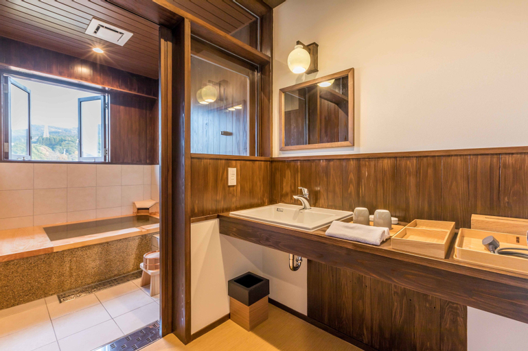 Bedroom 4, Ryokan Oomuraya, Ureshino