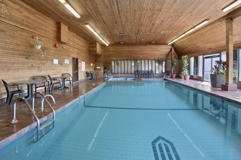 Sport & Beauty 5, Ramada Hotel & Conference Center by Wyndham Kelowna, Central Okanagan