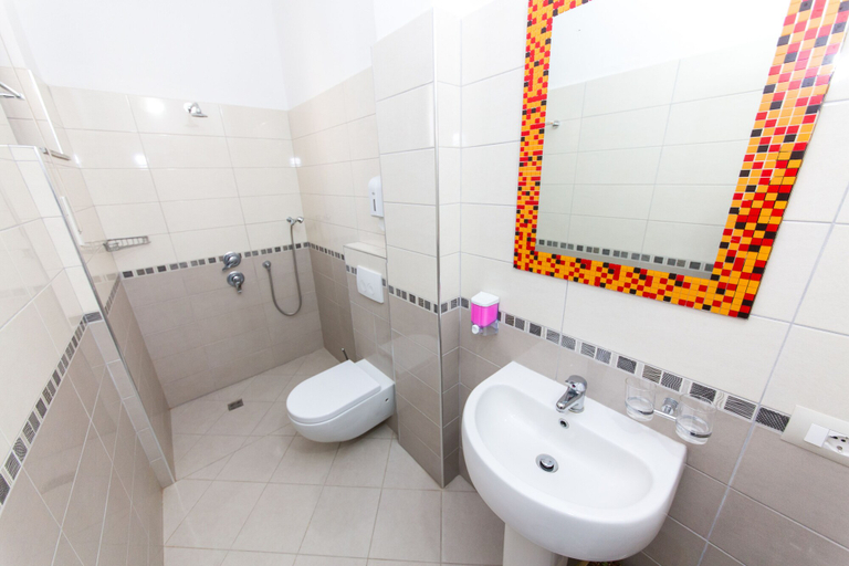 Bathroom 4, Hotel Vila Misiri, Durrësit