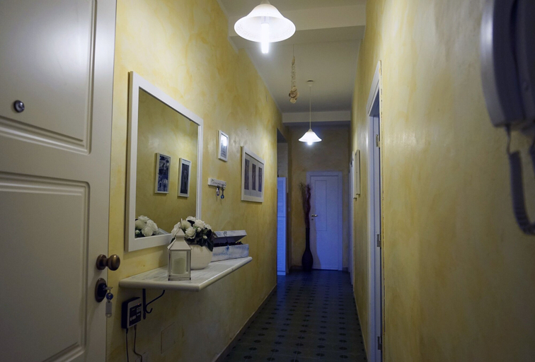 Others 4, Casa Cappone, Sassari