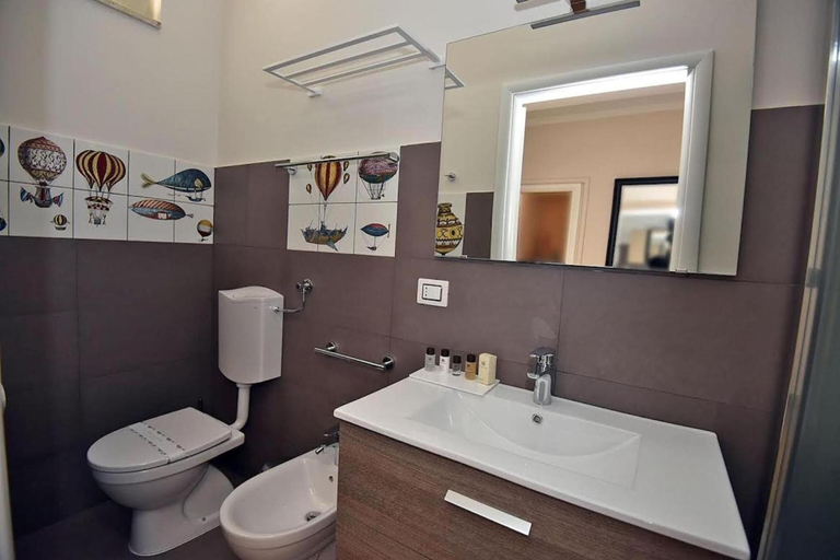 Bathroom 5, B&B Paradiso Relais, Messina