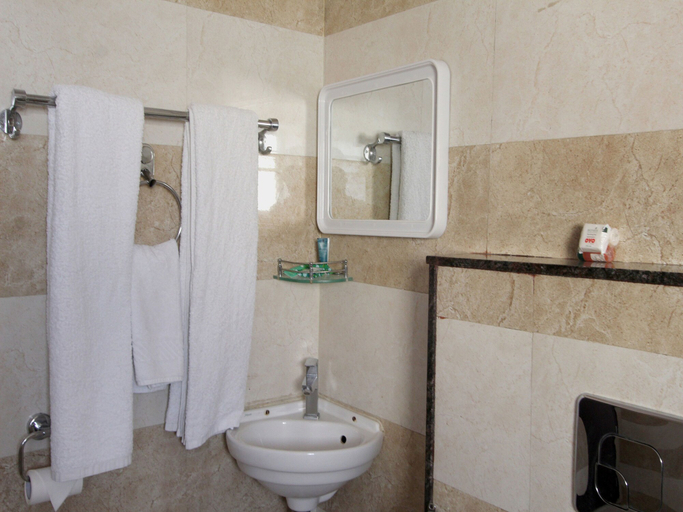 Bathroom 3, Hotel & Suites by Habitat, Bangalore