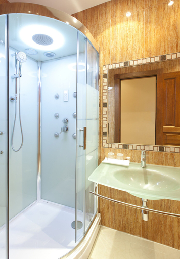 Bathroom 5, Hotel El Mirador Puerta del Sol, Madrid