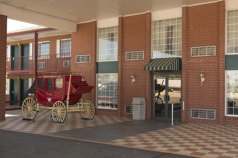 Exterior & Views 2, Travelodge by Wyndham Ogallala, Keith
