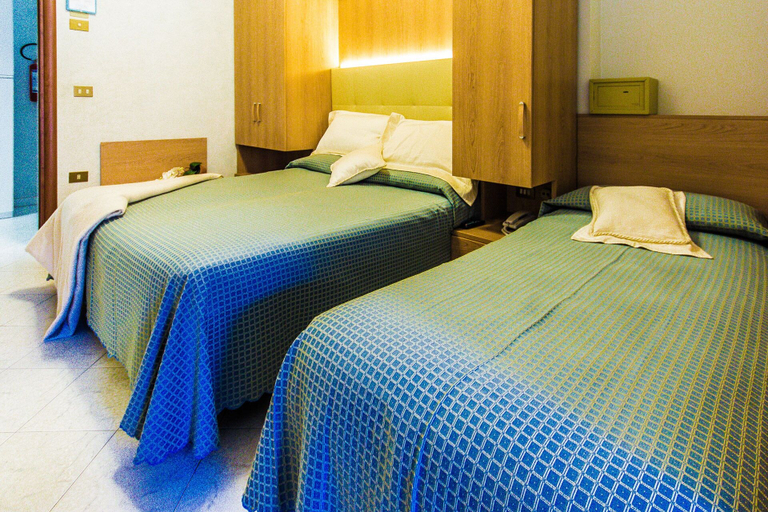 Bedroom 5, Hotel Baviera, Venezia