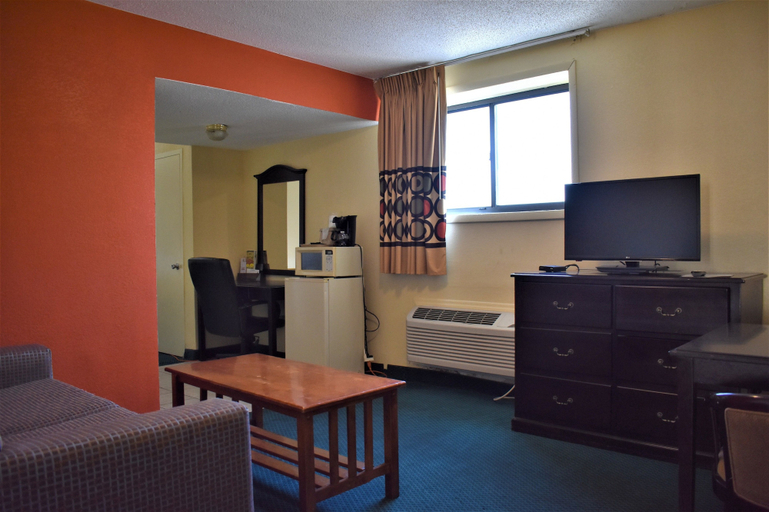 Others 5, Super 8 by Wyndham Atlantic City, Atlantic